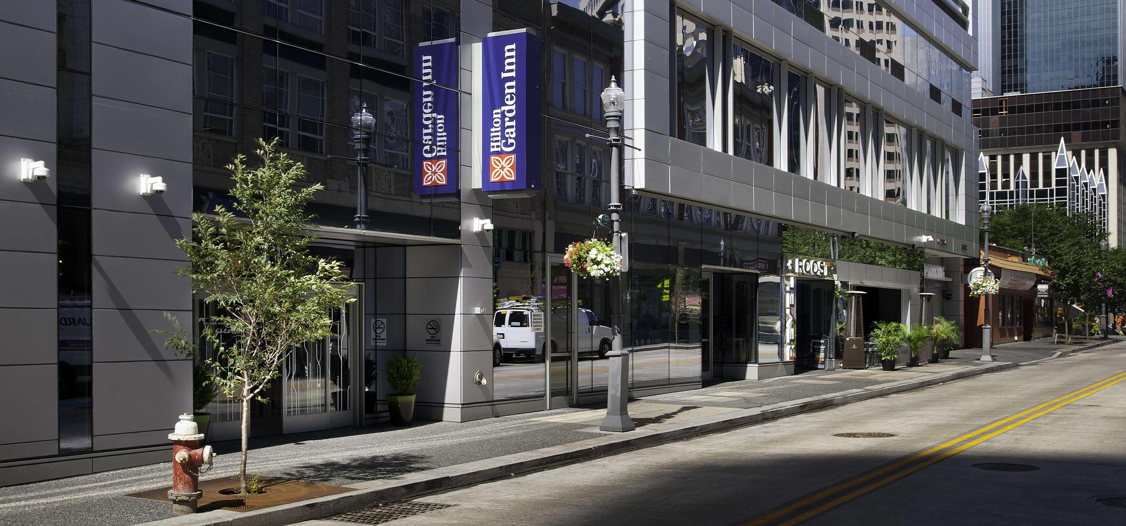 Hilton Garden Inn Pittsburgh Downtown Exteriör bild